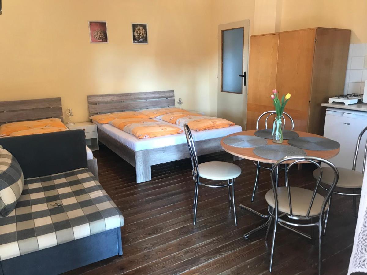 Apartman U Karla Veľký Meder Exterior foto