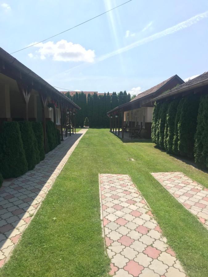 Apartman U Karla Veľký Meder Exterior foto